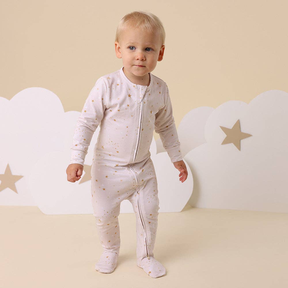 Stardust Organic Snuggle Sleepsuit Zip Footie: 3-6 Months (00)
