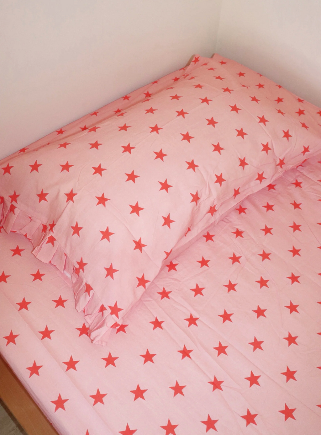 Strawberry Star Fitted Sheet Set – Co Sleeper/ Lounger