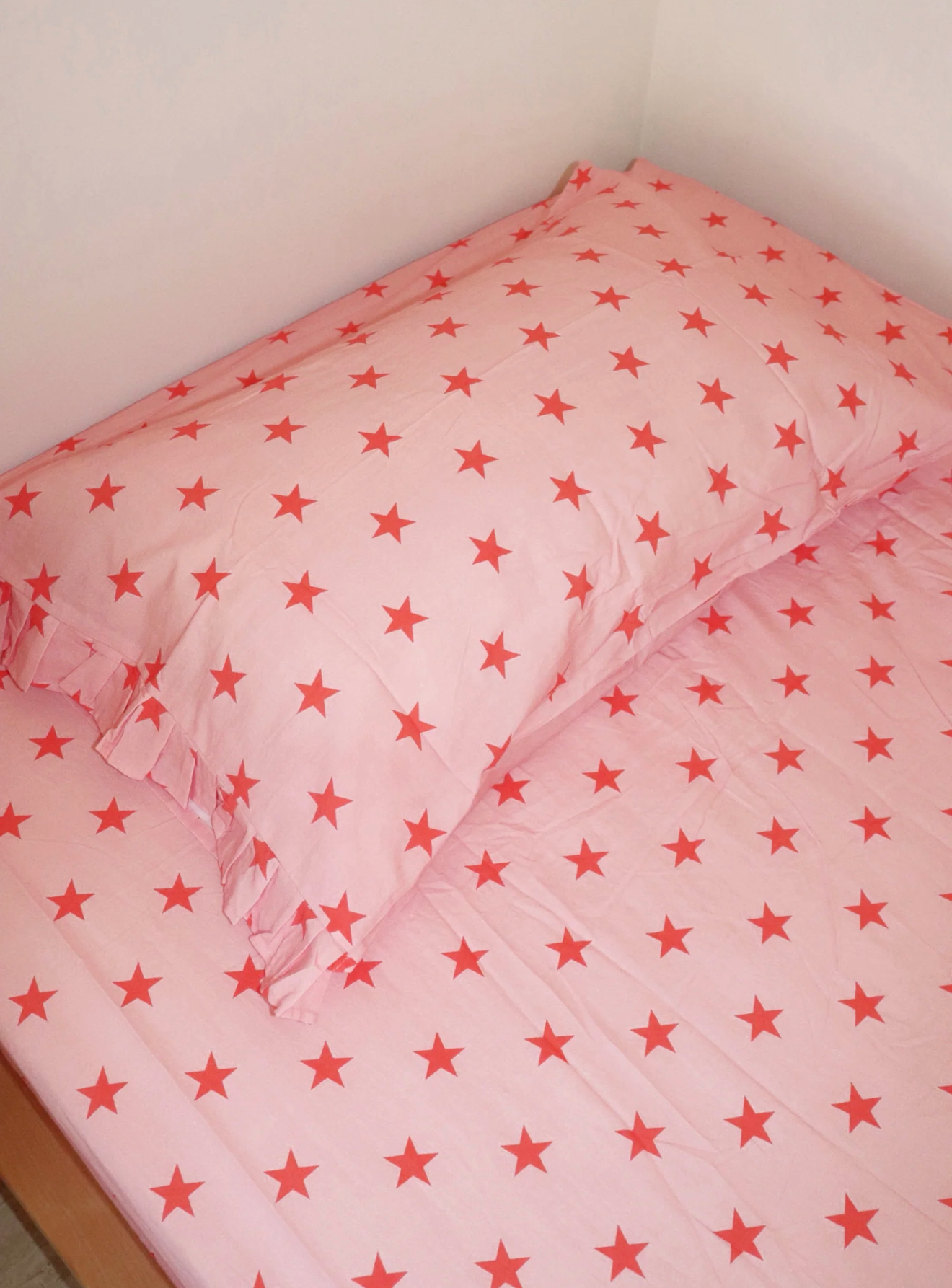 Strawberry Star Fitted Sheet Set – Cot